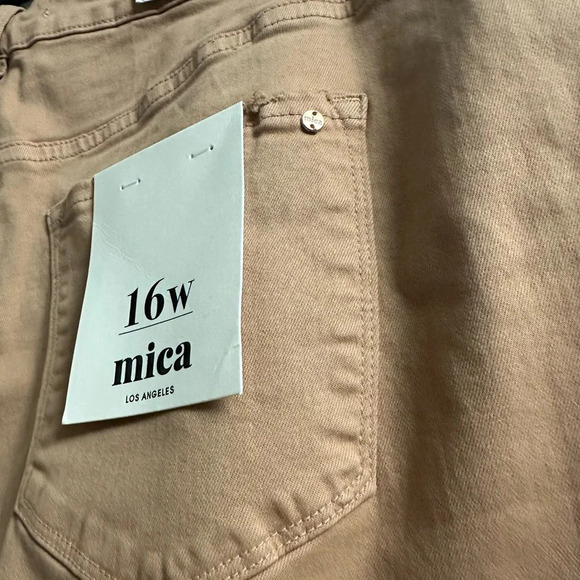 NWT Mica Denim Chromatic High Rise Cropped Jeans - Picture 6 of 9